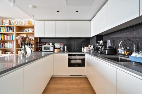 1 bedroom flat for sale, Marsh Wall London E14