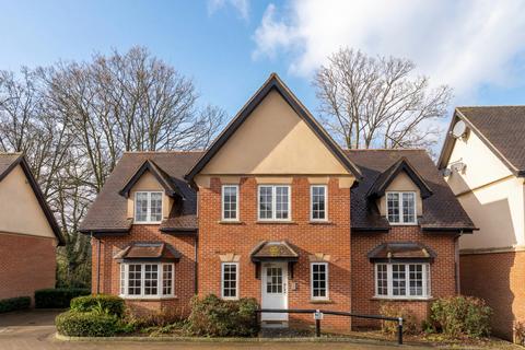 undefined, Windmill Close, Essex CM24