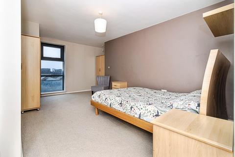 2 bedroom apartment for sale, Blantyre Street, Manchester M15