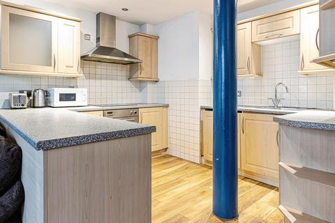 2 bedroom property to rent, Cambridge Street, Greater Manchester M1