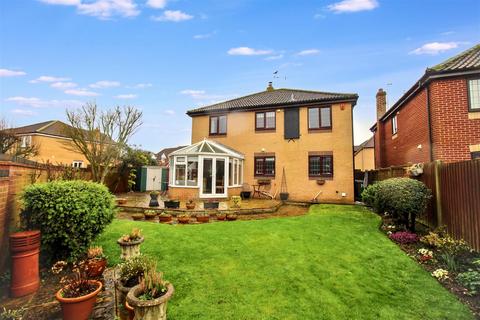 4 bedroom detached house for sale, Ray Bond Way, Aylsham, Norwich