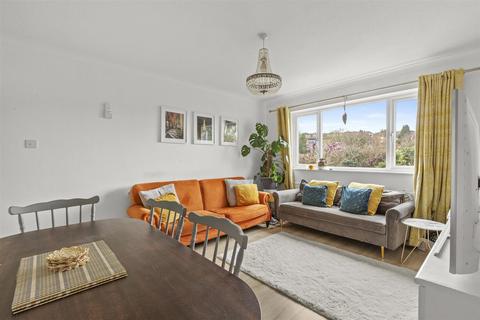 2 bedroom apartment for sale, Carrington Road, High Wycombe HP12
