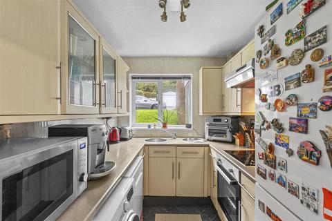 2 bedroom apartment for sale, Carrington Road, High Wycombe HP12