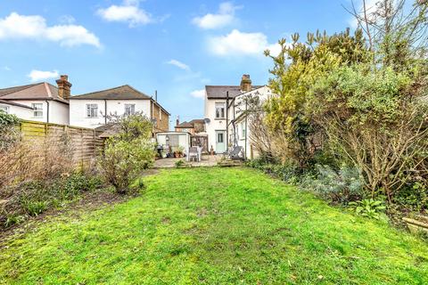 undefined, Shaftesbury Road, Romford, RM1