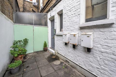 1 bedroom flat for sale, Balham High Road, Balham, London, SW12