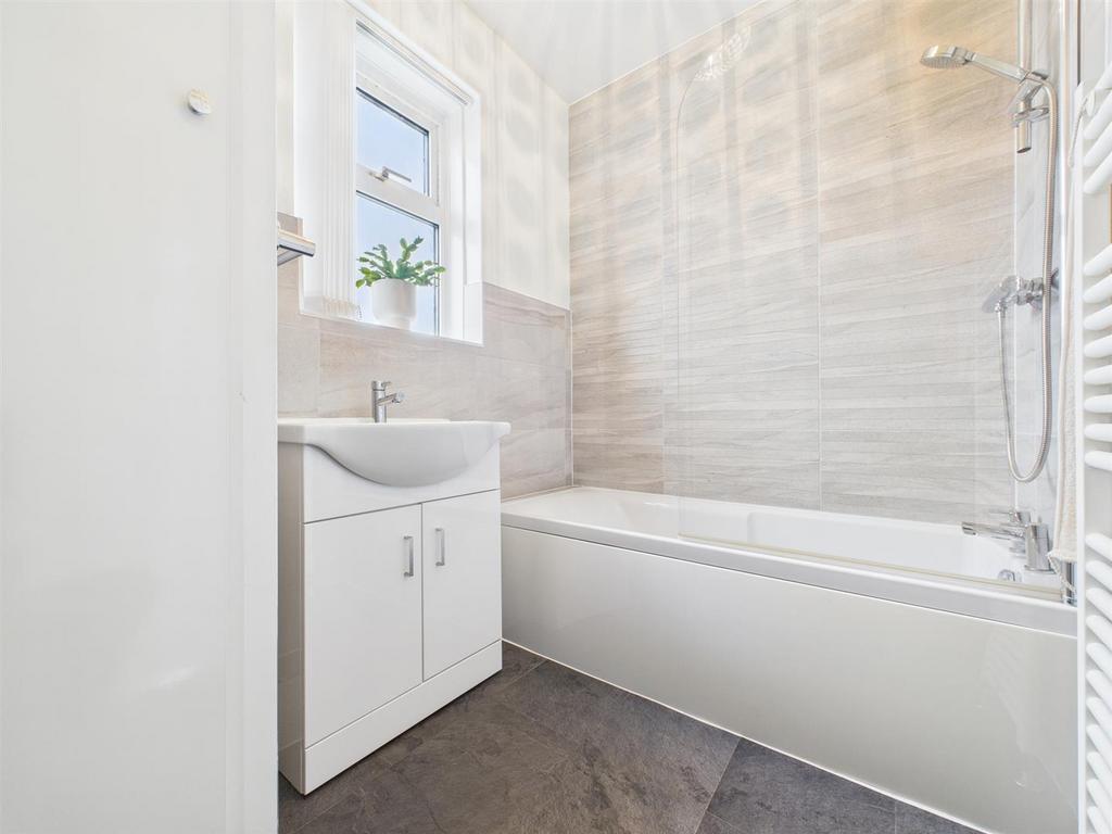Bath 2.jpg
