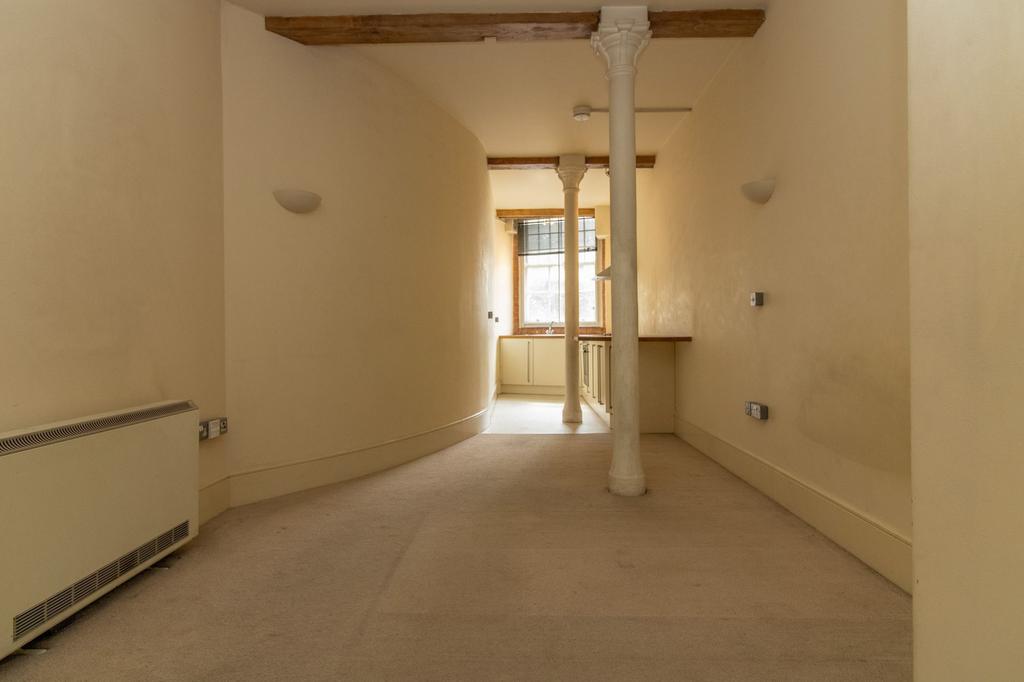 Detailed accomodation