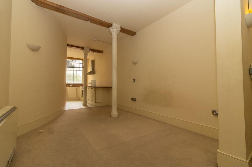 Detailed accomodation