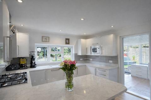 undefined, Earls Hall Avenue, Southend-on-sea, SS2