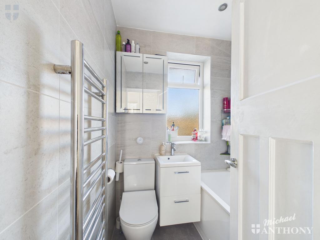 E8014f947ed344aab2185e59ef2f8550 80 CAM03218 G0-PR0