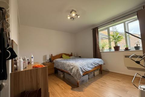 1 bedroom apartment for sale, Newcombe Rise, Yiewsley, UB7
