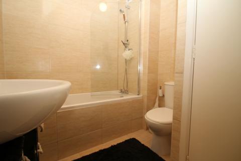 1 bedroom apartment for sale, Newcombe Rise, Yiewsley, UB7