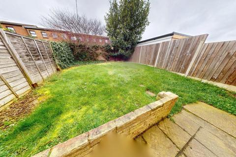 undefined, Quarry Mews, Purfleet-on-thames, Grays, RM19
