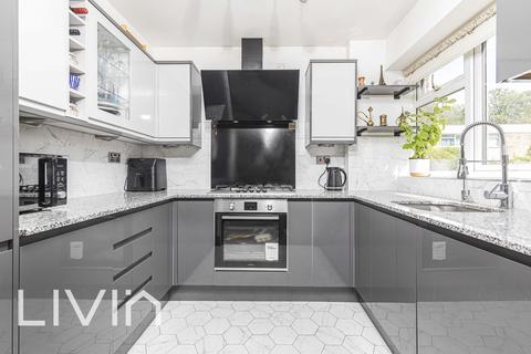 4 bedroom townhouse for sale, Willow Mount, Croydon CR0