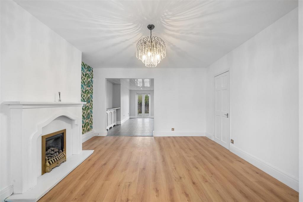 Living room3.jpg