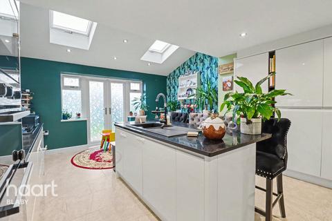 Naseby Close, Wigston
