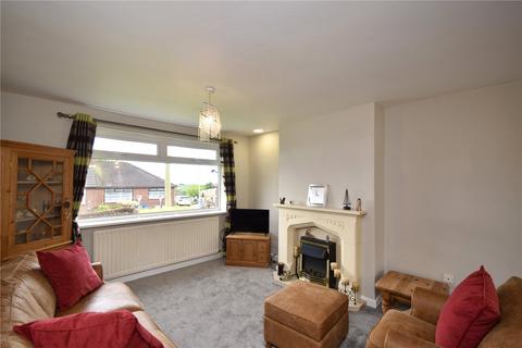 3 bedroom semi-detached bungalow for sale, Norfolk Close, High Crompton, Shaw, Oldham, OL2