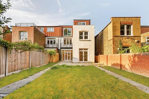 undefined, King Edwards Gardens, Acton