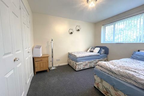 undefined, Roxburgh Way, Bletchley