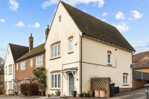 3 bedroom end of terrace house for sale, Fletcher Way, Haywards Heath