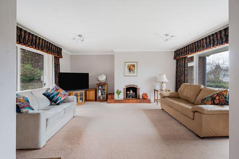 4 bedroom detached house for sale, Silverthorn Drive, Hemel Hempstead, HP3