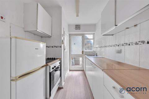 2 bedroom apartment for sale, Kenton Lane, Harrow HA3