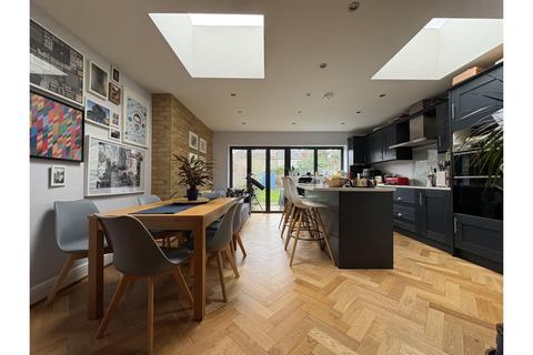 undefined, Braidwood Road, London, SE6