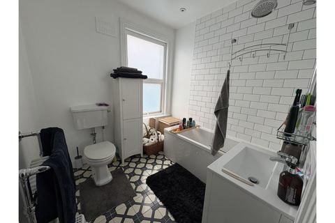 undefined, Braidwood Road, London, SE6