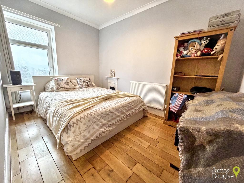 Bed1 (2)