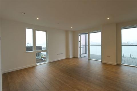 3 bedroom apartment to rent, Platinum Riverside, 15 Bessemer Place, London, SE10