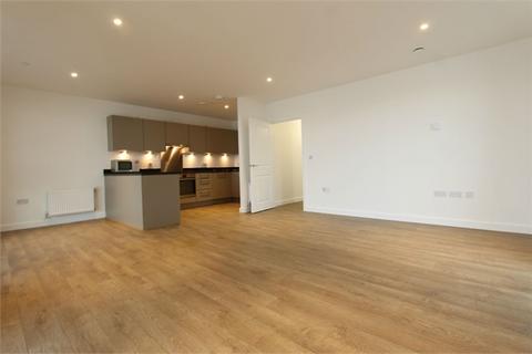 3 bedroom apartment to rent, Platinum Riverside, 15 Bessemer Place, London, SE10