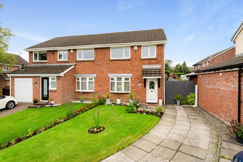 3 bedroom semi-detached house for sale, Bramley Road, Bolton, BL1