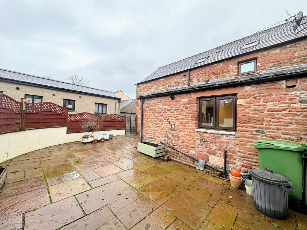 Rear Patio Garden