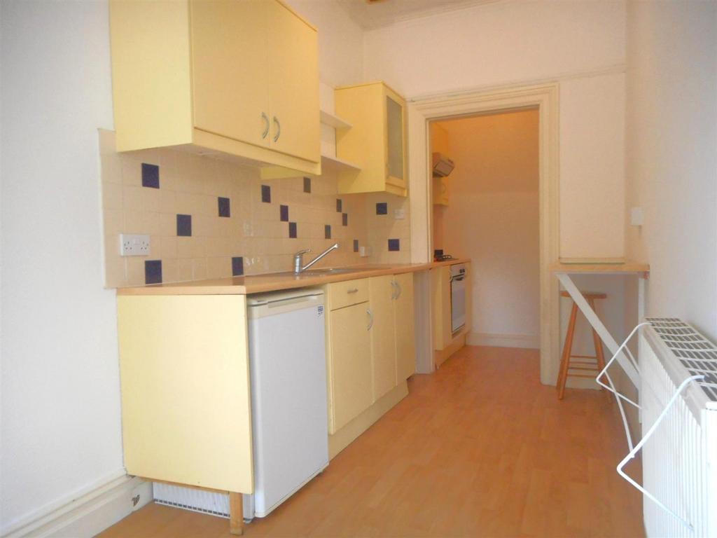 Kitchen dining