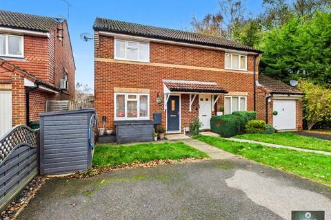 undefined, Stokes Close, Maidenbower RH10