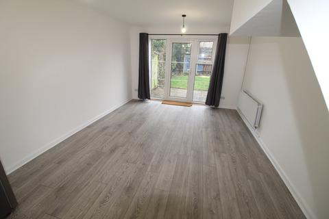 undefined, Ratcliffe Close, Uxbridge, UB8