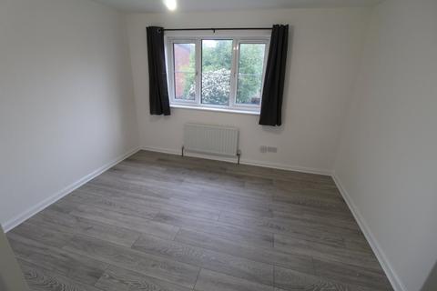 undefined, Ratcliffe Close, Uxbridge, UB8