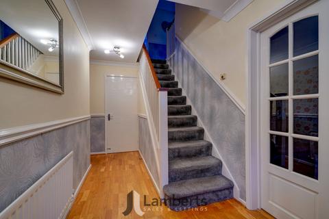 undefined, Hollowfields Close, Southcrest, B98