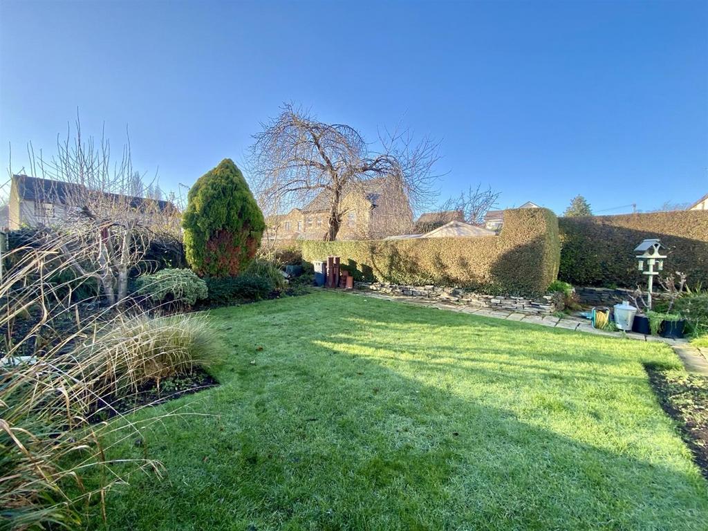 Bramleys Estate Agents - Knowl Road - Mirfield (9)