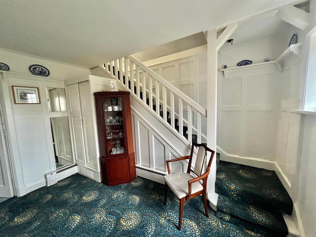 Bramleys Estate Agents - Knowl Road - Mirfield (6)