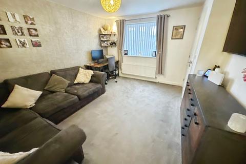 undefined, Cascade Close, Burton-on-Trent, DE14
