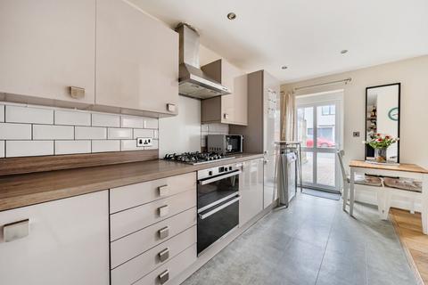 undefined, Quarry Road, Tunbridge Wells, TN1