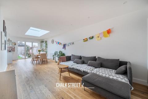 undefined, Alma Avenue, Hornchurch, RM12
