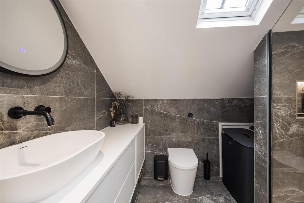 Master ensuite