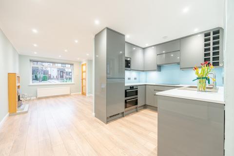 undefined, Alloway Drive, Newton Mearns, Glasgow, G77 5TG