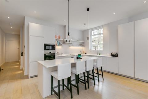 undefined, Bollo Bridge Road, London, W3