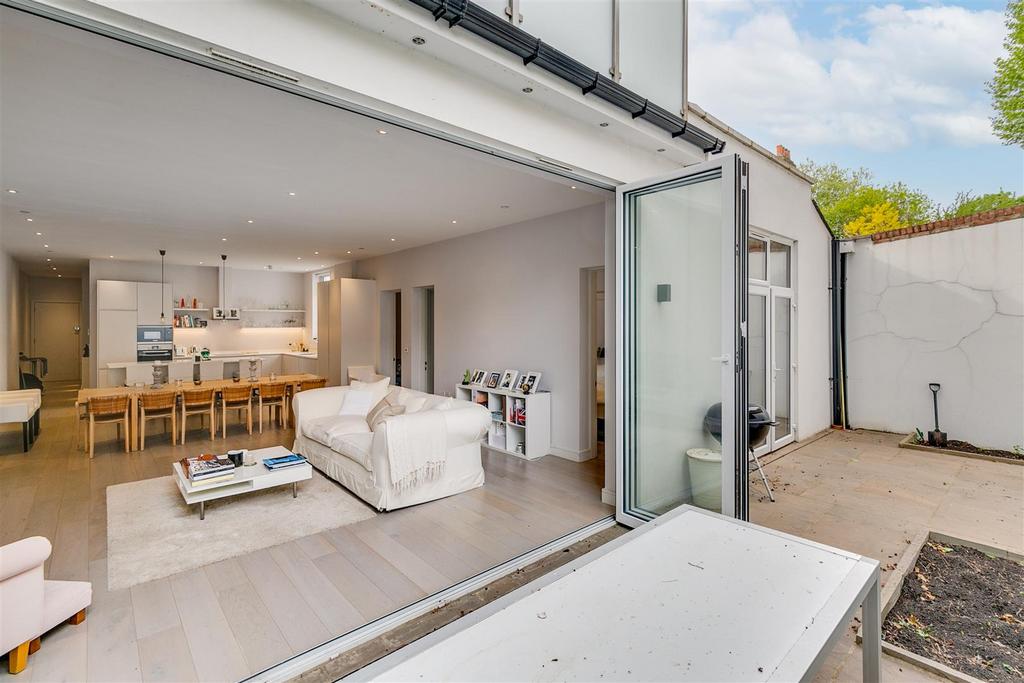 Bollo Bridge Road - For Sale