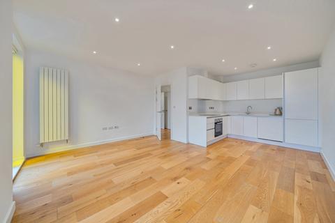 1 bedroom apartment for sale, Waleorde Road, London
