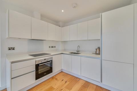 1 bedroom apartment for sale, Waleorde Road, London