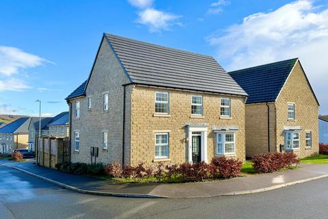 4 bedroom detached house to rent, Mag Brook Gardens, Honley, Holmfirth, West Yorkshire, HD9